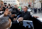 Bolsonaro mente e nega que tenha havido agressão a jornalistas em Roma
