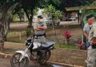 Em Goiás: Motociclista é autuado em flagrado pela PM empinando moto
