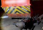 Em Goiás: Jovem de 20 anos morre após bater moto contra caçamba de entulhos