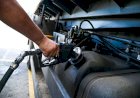 Entenda por que o preço do diesel não cai, mesmo com recuo dos combustíveis