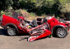 Pai e filho morrem após carro bater em árvore na BR-153