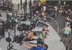 Aparelho de ginástica cai em aluno em academia e causa dano na medula