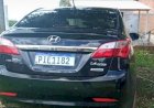 Polícia aborda casal fazendo sexo em carro e descobre que veículo havia sido roubado há dois meses