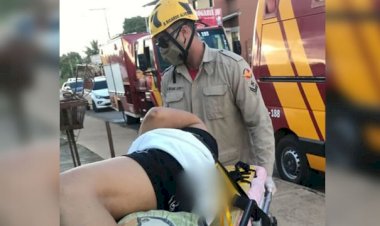 Mulher cai sobre ferro fixado no chão, fica empalada e é resgata pelo Corpo de Bombeiros