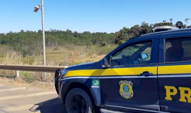 Em Goiás: Ciclista morre após se desequilibrar, invadir rodovia e ser atingida por caminhão, diz PRF