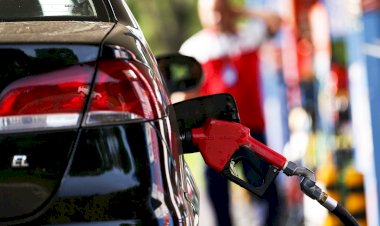Inflação da gasolina mais que dobra em fevereiro, indica prévia do IGP-M
