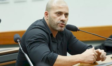 PF encontra celulares em sala onde Daniel Silveira está preso