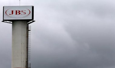 JBS é condenada por irregularidades no combate à Covid-19 em frigorífico