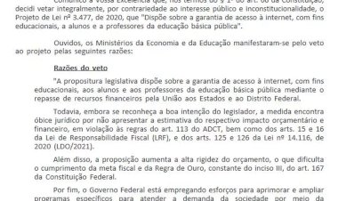 Bolsonaro veta integralmente projeto que assegura internet grátis a alunos e professores da rede pública