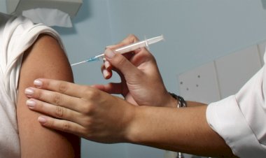 Pessoas com doenças pré-existentes devem ter comprovação médica para tomar vacina em Goiás