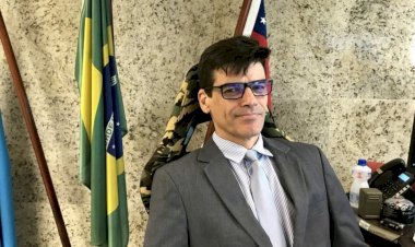 Delegado da PF diz que há ‘atuação claríssima’ de Salles em favor de madeireiros