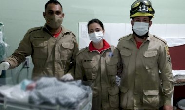 Em Goiás: Grávida recebe auxílio de bombeiros durante parto