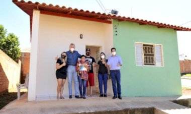 Governo de Goiás seleciona arquitetos e engenheiros para reforma de 4.550 moradias, em 152 municípios