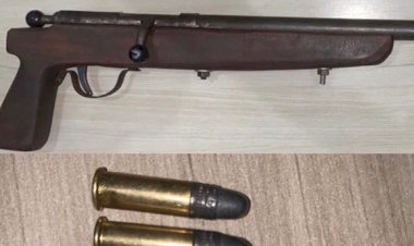 Usuário de drogas é preso em Jaraguá por posse ilegal de arma de fogo