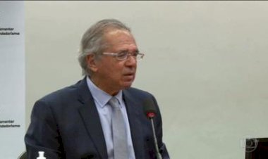 Taxa extra na conta de luz deve aumentar, diz Guedes: 'Não adianta ficar sentado chorando'