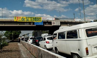 Gasolina a R$ 7 vira trocadilho com 7 de setembro em faixas pelo Brasil