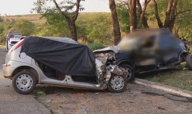 Sete pessoas morrem em acidente de trânsito na BR-040, em Goiás
