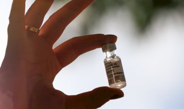 Ministério anuncia dose de reforço contra a covid a todos com mais de 18 anos