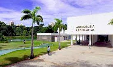 PEC do Governo de Goiás que isenta de contribuição previdenciária servidores que recebem até R$ 3 mil é aprovada pela Alego