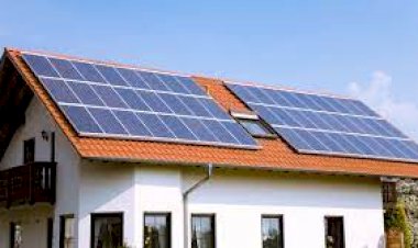 Bolsonaro sanciona lei que prevê subsídio à energia solar