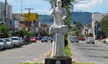 Menino de 8 anos tenta arrombar carro em Goianésia e é levado ao Conselho Tutelar