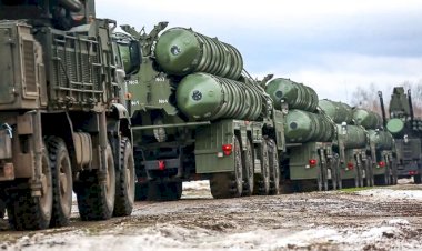 Putin pede que forças nucleares ''entrem em alerta''; Ucrânia aceita negociar