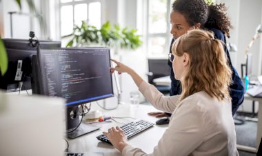 Na falta de mão de obra, empresas pagam até R$ 20 mil para profissionais de tecnologia