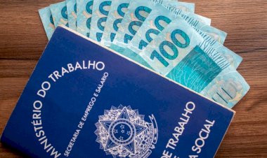 Governo Federal propõe salário mínimo de R$ 1.294 para 2023; saiba mais
