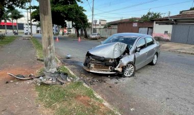 Em Goiás: Bêbado, pai bate contra poste e causa morte de filho de 2 anos