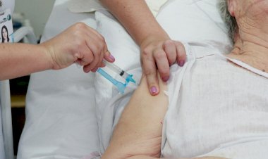 Em Ceres: Pessoas acamadas podem requisitar a imunização contra Covid-19 domiciliar, tire suas duvidas