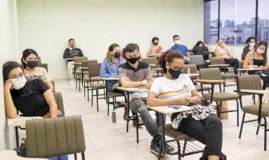 Mais de 170 concursos públicos com inscrições abertas reúnem mais de 15 mil vagas no país; veja lista