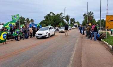 Rodovias federais têm 5 bloqueios e 10 interdições em pelo menos 3 estados nesta terça, diz PRF