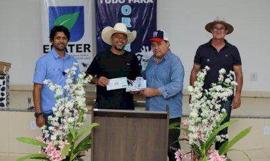 A Prefeitura de Ceres, através da Secretaria Municipal de Desenvolvimento Econômico, realizou o 1 Torneio Leiteiro