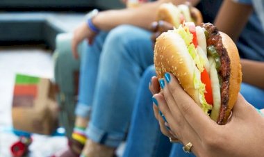 Justiça condena Burger King por falta de refeição balanceada à ex-funcionária de Goiânia
