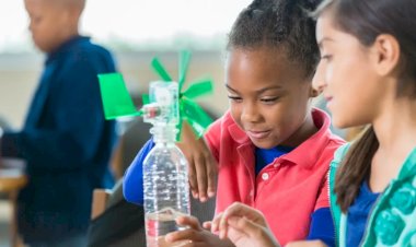 Crianças nas férias: especialista orienta sobre redução do uso de telas em casa