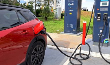 Goiás muda forma de cobrança do ICMS sobre recarga de carros elétricos