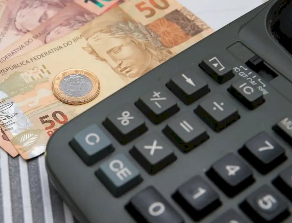 Com seis meses pela frente, especialistas orientam reavaliar orçamento e planejamento financeiro