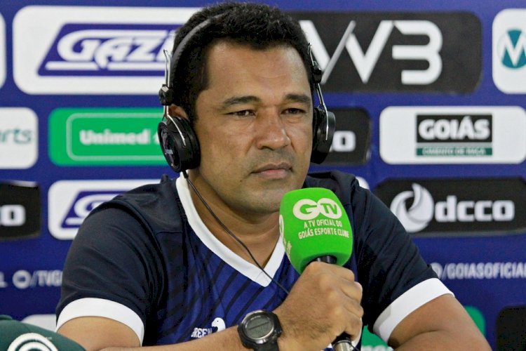 Técnico admite mais uma atuação ruim do Goiás, mas não joga a toalha no Brasileirão