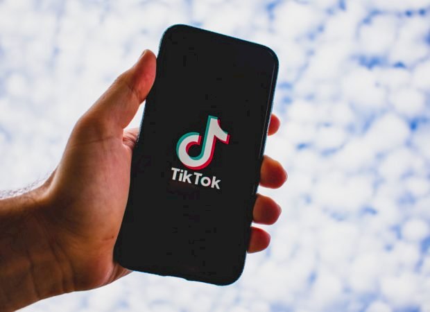 TikTok é bloqueado após morte de menina de 10 anos