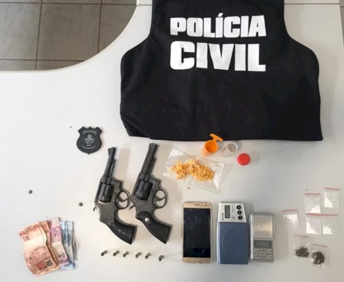 Polícia Civil apreende em flagrante dois adolescentes por tráfico e posse ilegal de arma, em Goiás