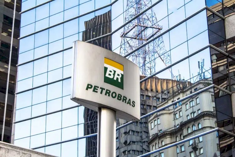 Petrobras perde R$ 28 bi de valor com derrocada da ação, renúncia de R$ 3 bi sem impostos: os impactos das falas de Bolsonaro