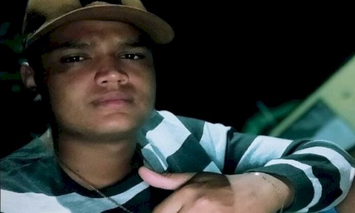 Jovem é morto a tiros em Carmo do Rio Verde