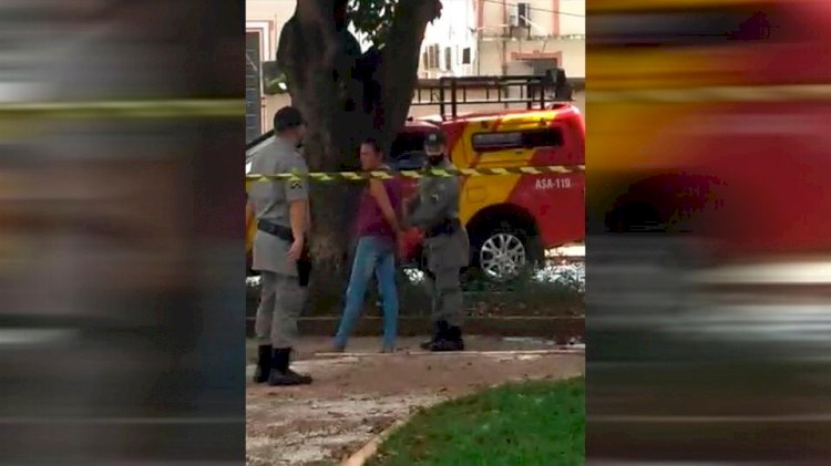 Em Goiás: Mulher é presa por matar homem com facada na praça da Matriz