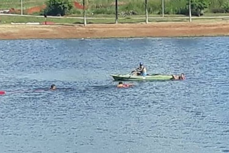 Jovens tentam atravessar lago e se afogam em Nerópolis