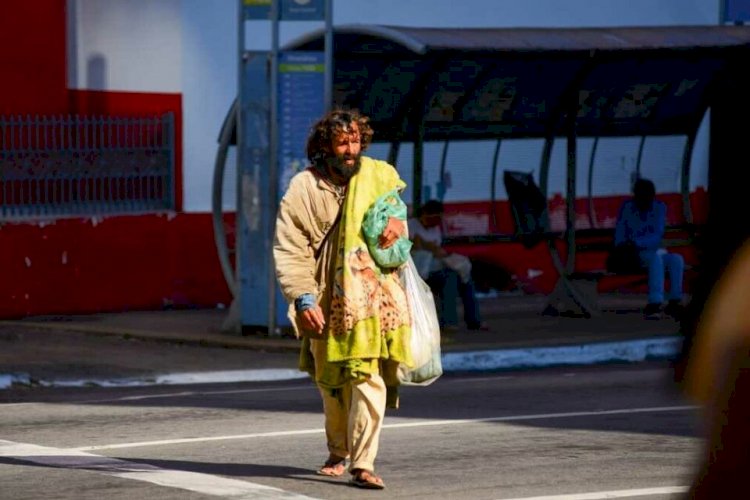 Frio deve atingir 1,2 mil pessoas em situação de rua em Goiânia