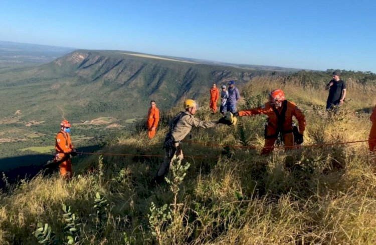 Em Goiás: Homem fica ferido após se acidentar com asa-delta