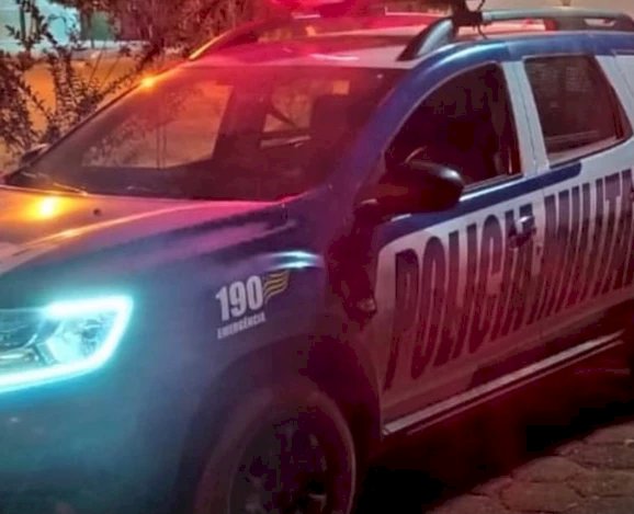 Polícia Militar encerra aglomeração em bar em Jaraguá durante a madrugada e aplica TCO