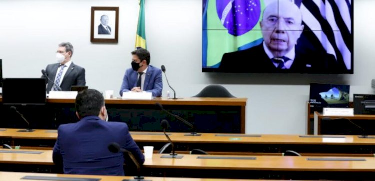 Henrique Meirelles parabeniza Caiado pela criação da Secretaria da Retomada