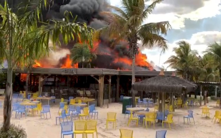 Incêndio atinge o Hot Park, em Rio Quente