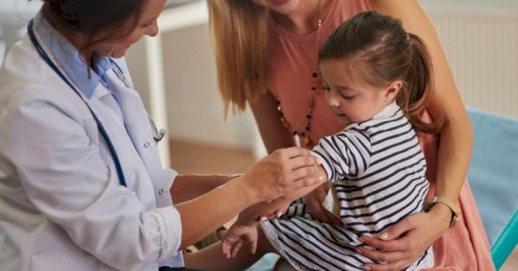 Dia D para atualizar caderneta de vacina de crianças e adolescentes em Ceres é sábado (16/10)